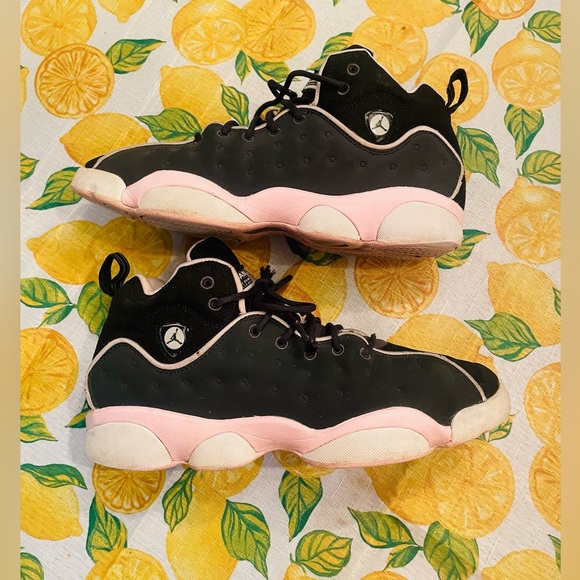 Nike Air Jordans - Picture 3 of 16